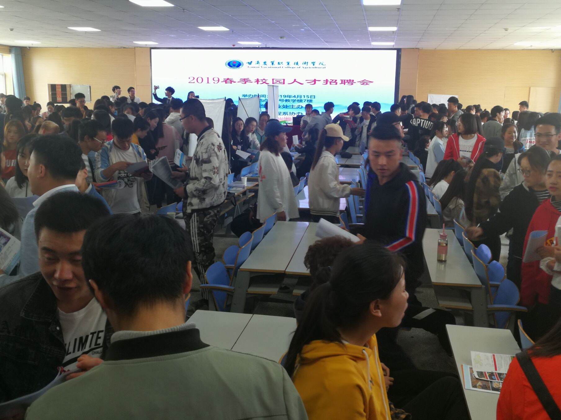 1555406723791074187.jpg 1555406723791074187.jpg