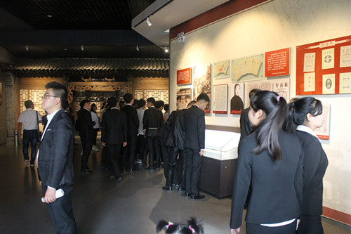 1561705640216050308.jpg 4.jpg