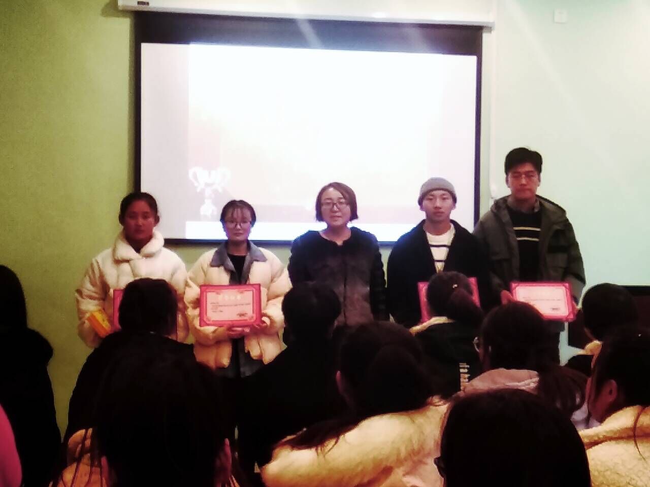 1576554035069038911.jpg 1576554035069038911.jpg