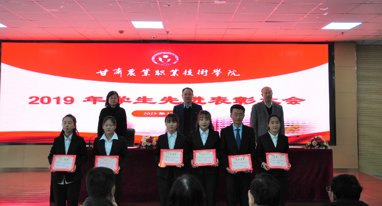 1577087230281082395.png 3.png