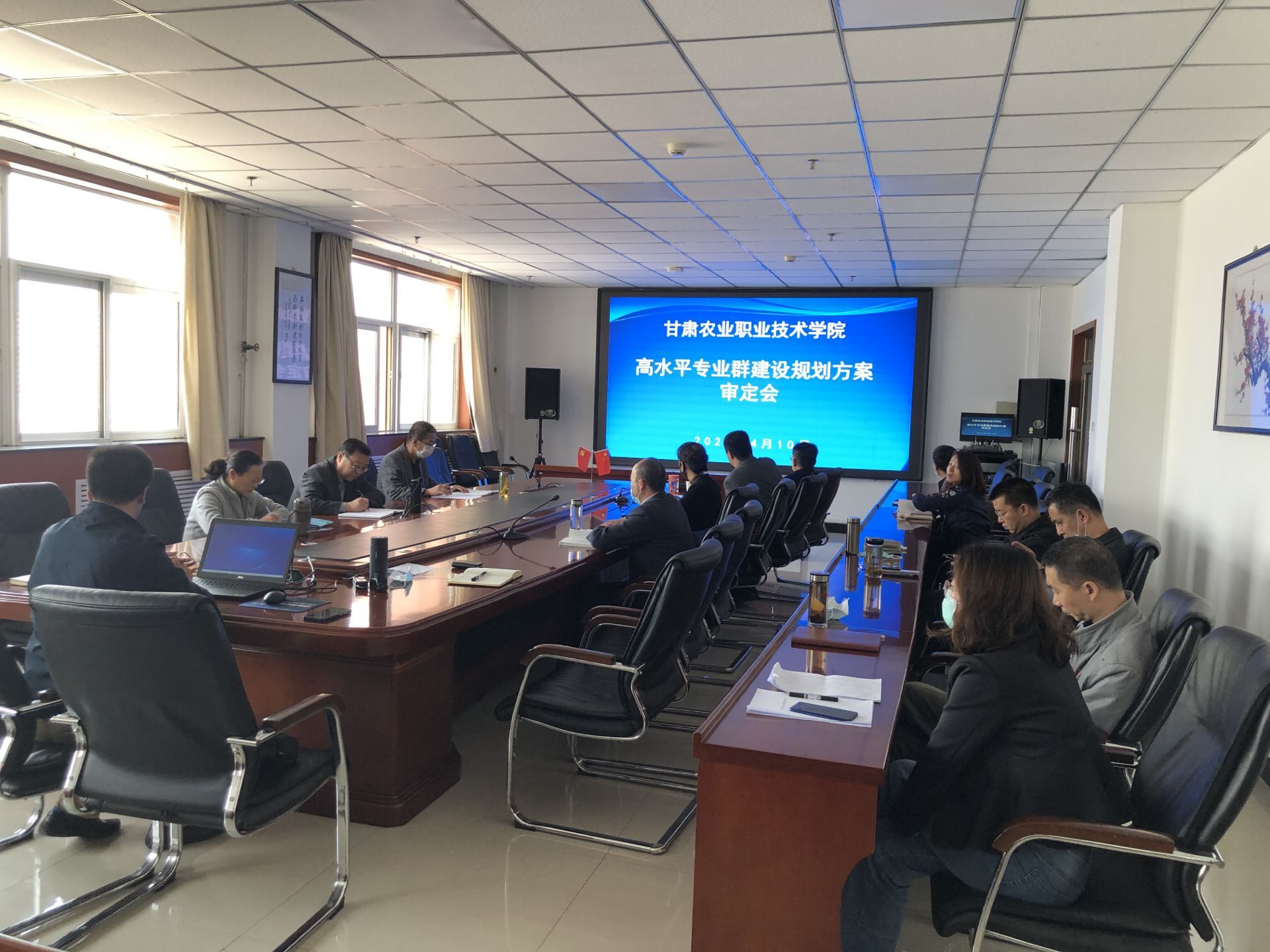 1588058868472080913.jpg 1588058868472080913.jpg