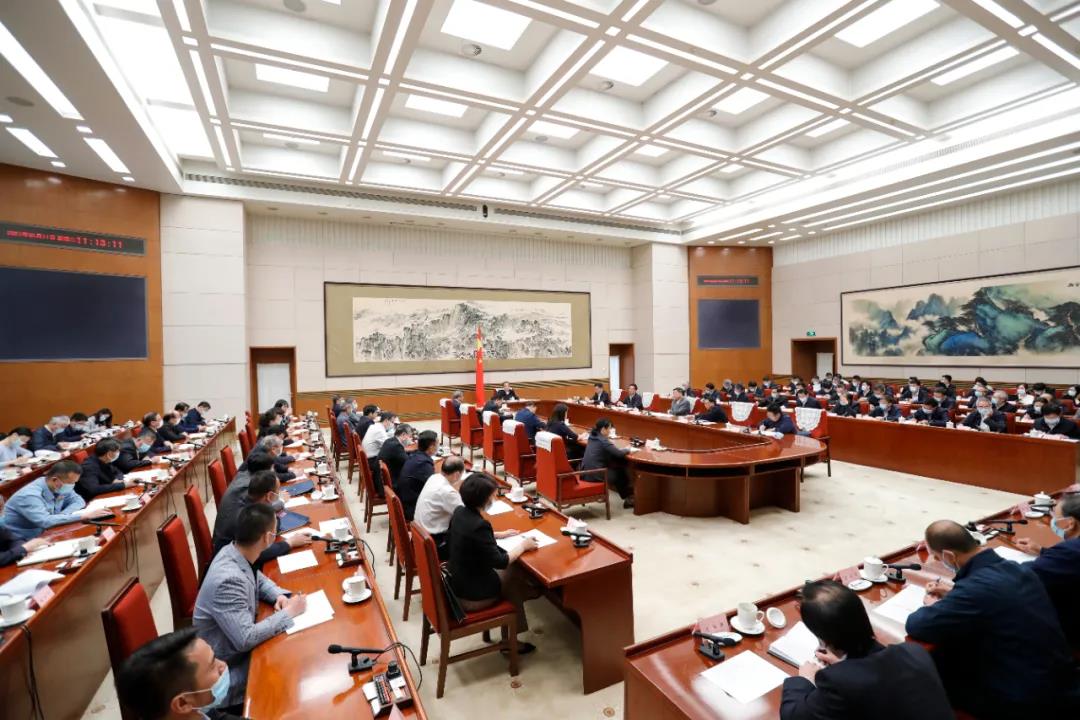 1620875916430003620.jpg CrTnEGCbJl-APam1AAHuTjDKOrY489.jpg