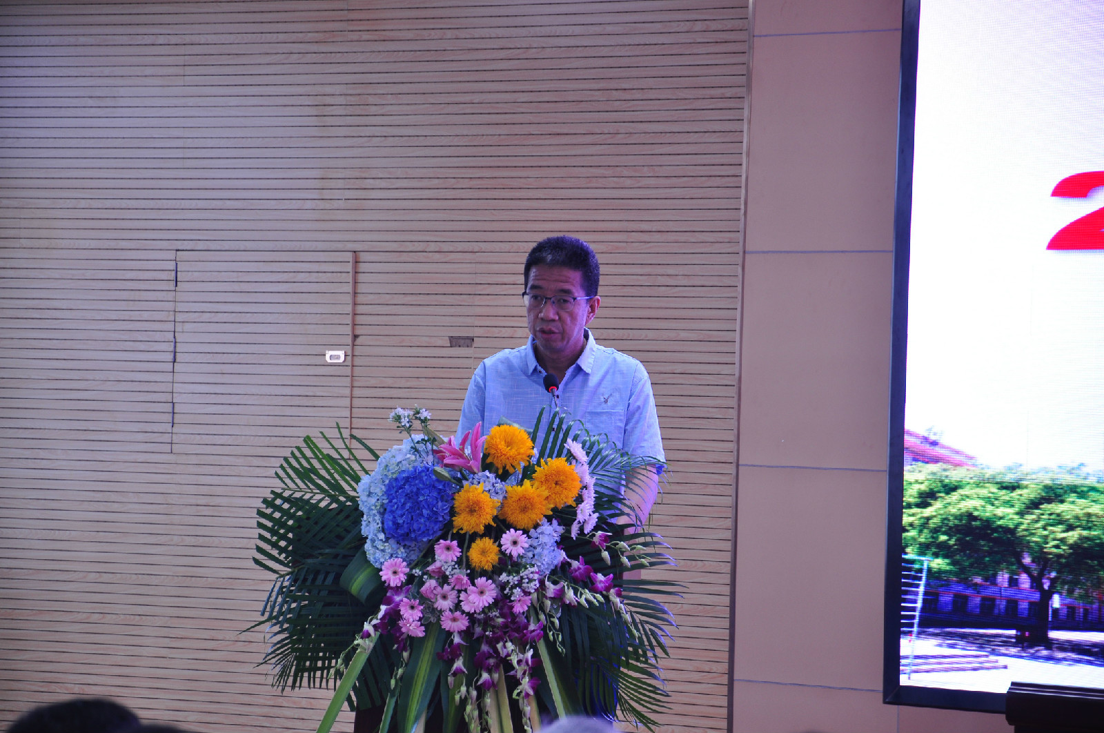 1561940613586083327.jpg 44.jpg