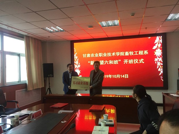 1571365269879074207.jpg 2.jpg