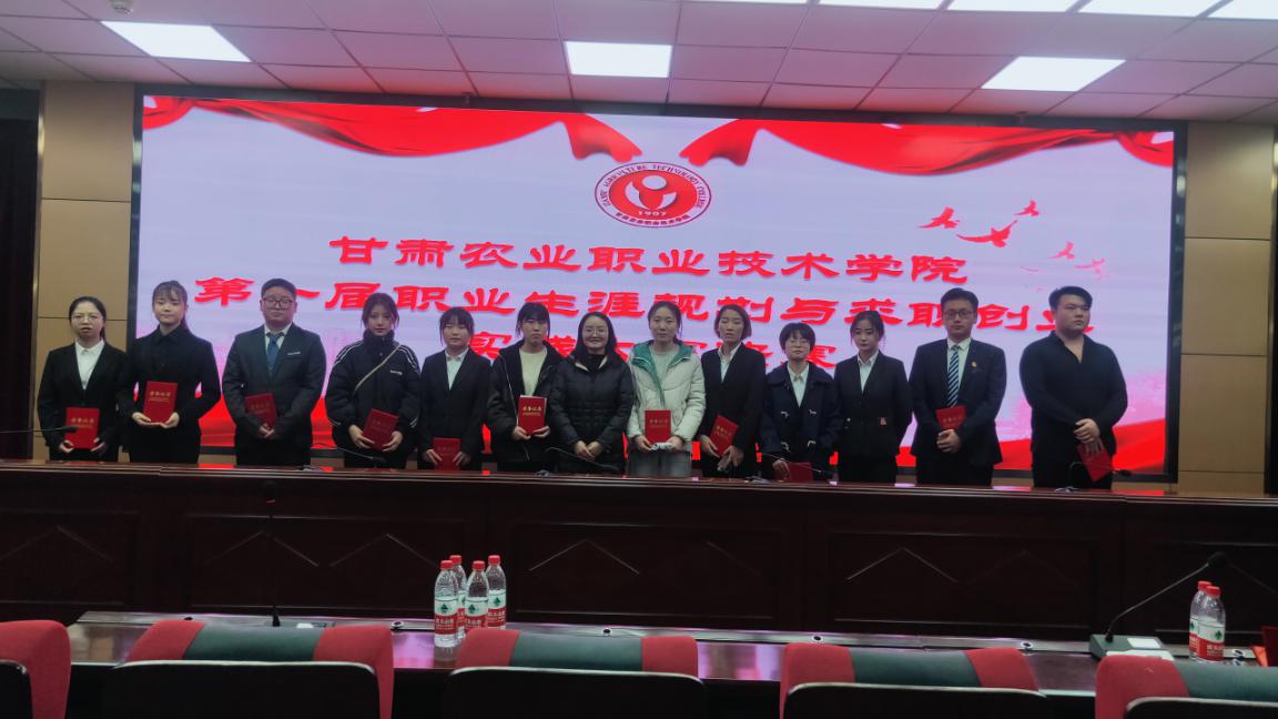 1606462786615069690.jpg 1606462786615069690.jpg