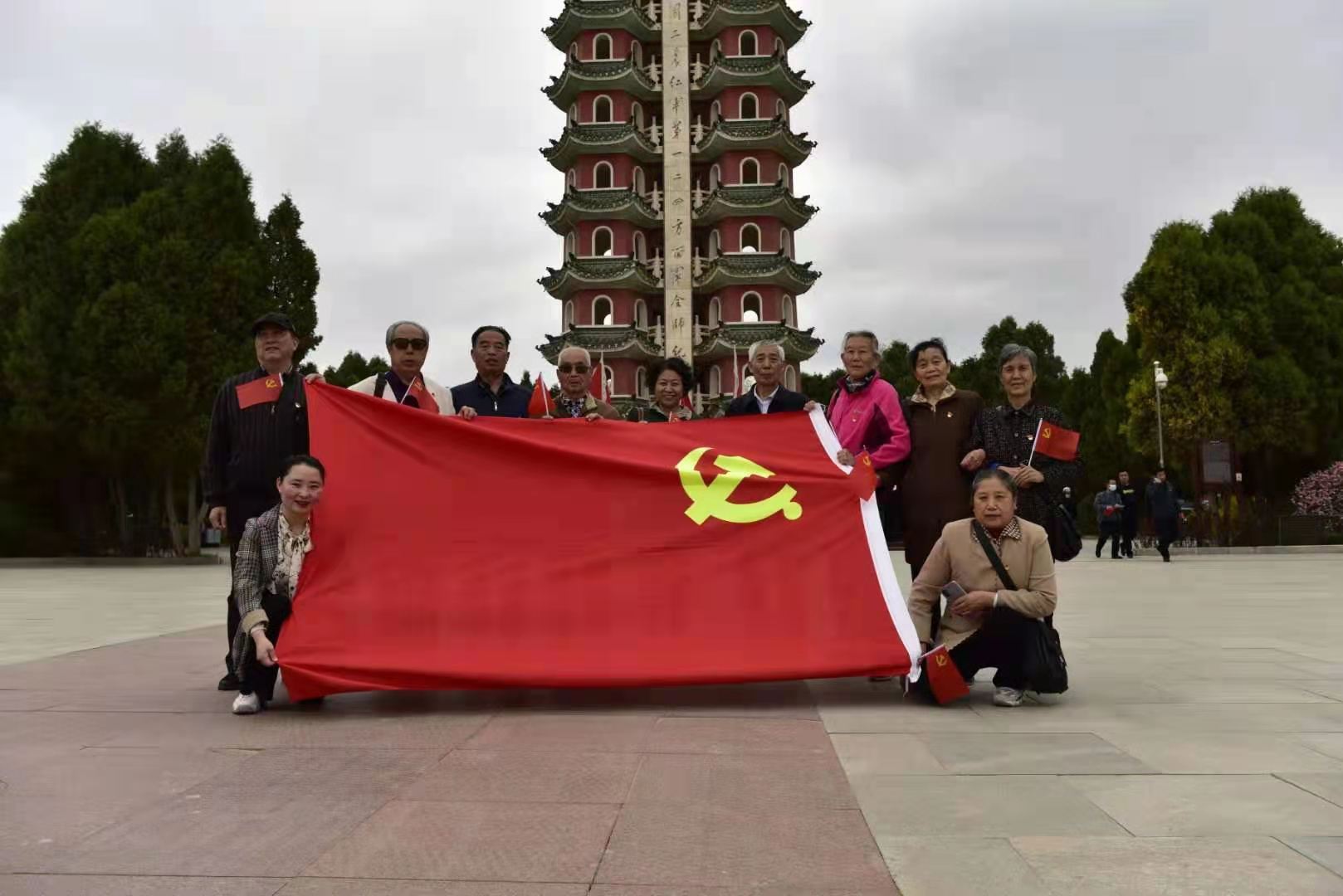 1619407796209052274.jpg 1619407796209052274.jpg