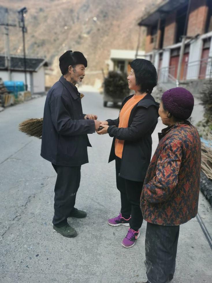 1585731305979083577.jpg 1585731305979083577.jpg