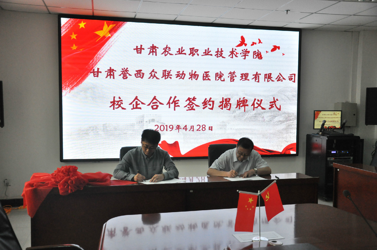 1556591645384078653.jpg 1556591645384078653.jpg