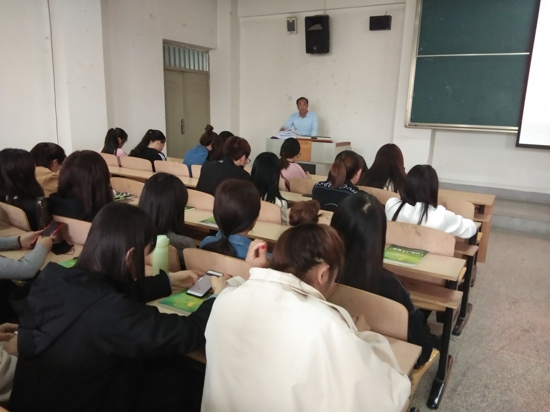 1538210863401017391.jpg 1538210863401017391.jpg