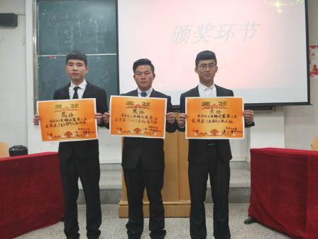 1545035352096068675.jpg 1545035352096068675.jpg