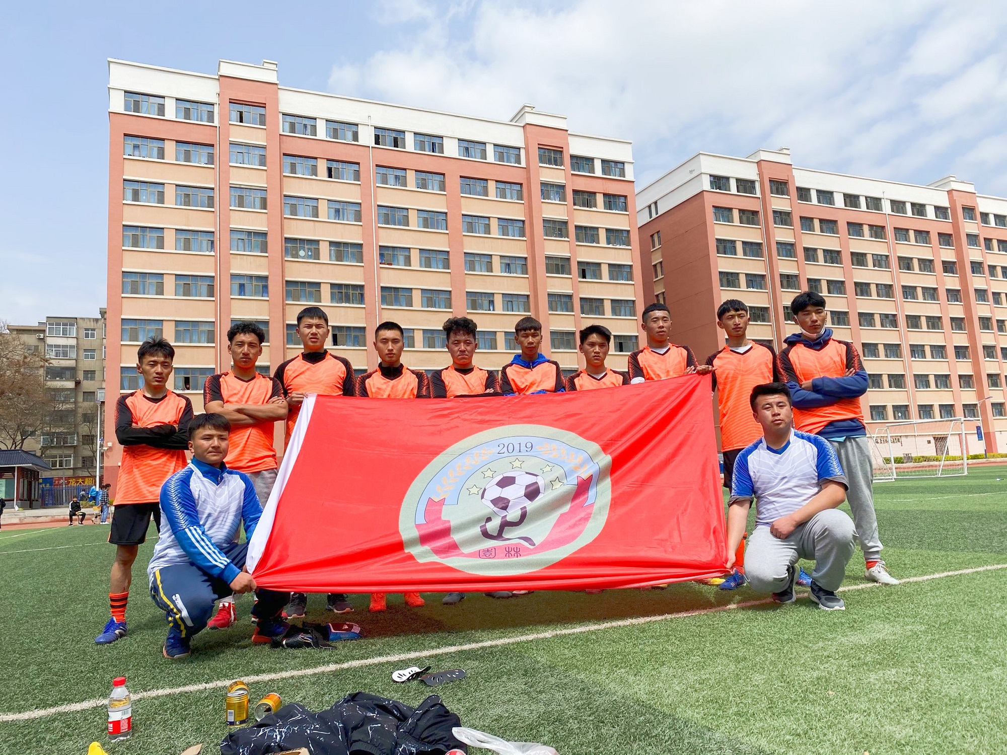 1618541863363087914.jpg 4.jpg