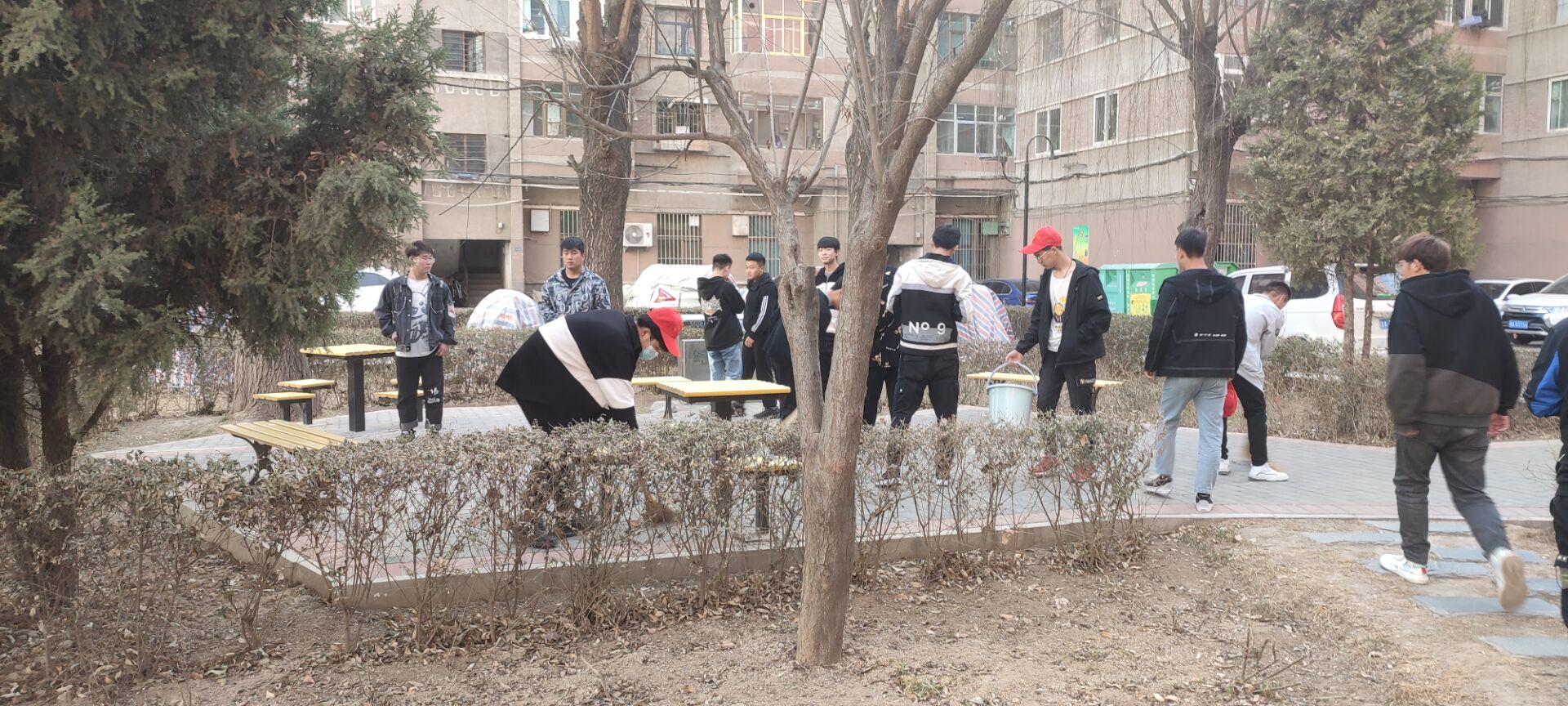 1617327840544075168.jpg 2.jpg