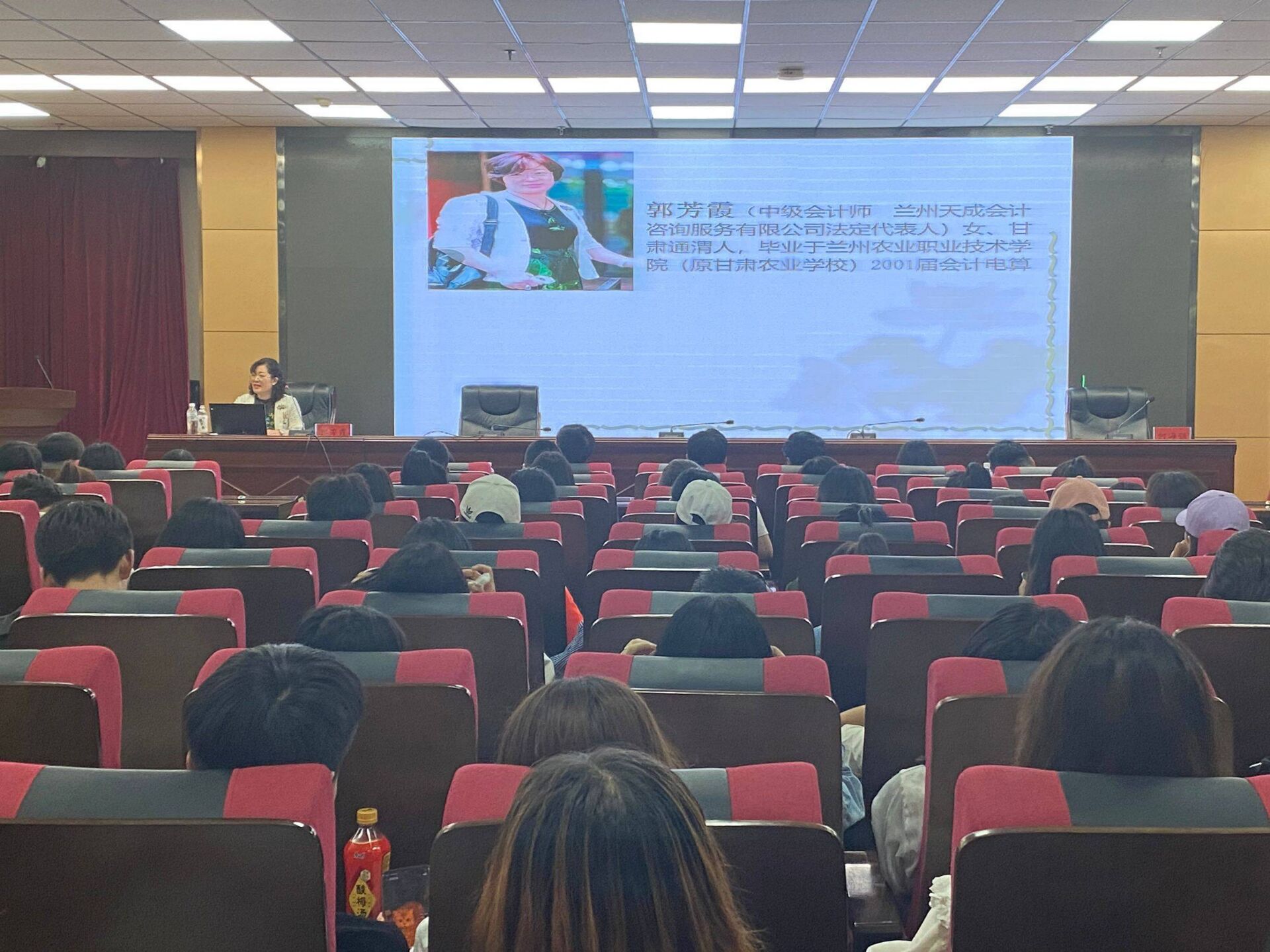 1622191714984052741.jpg 3.jpg