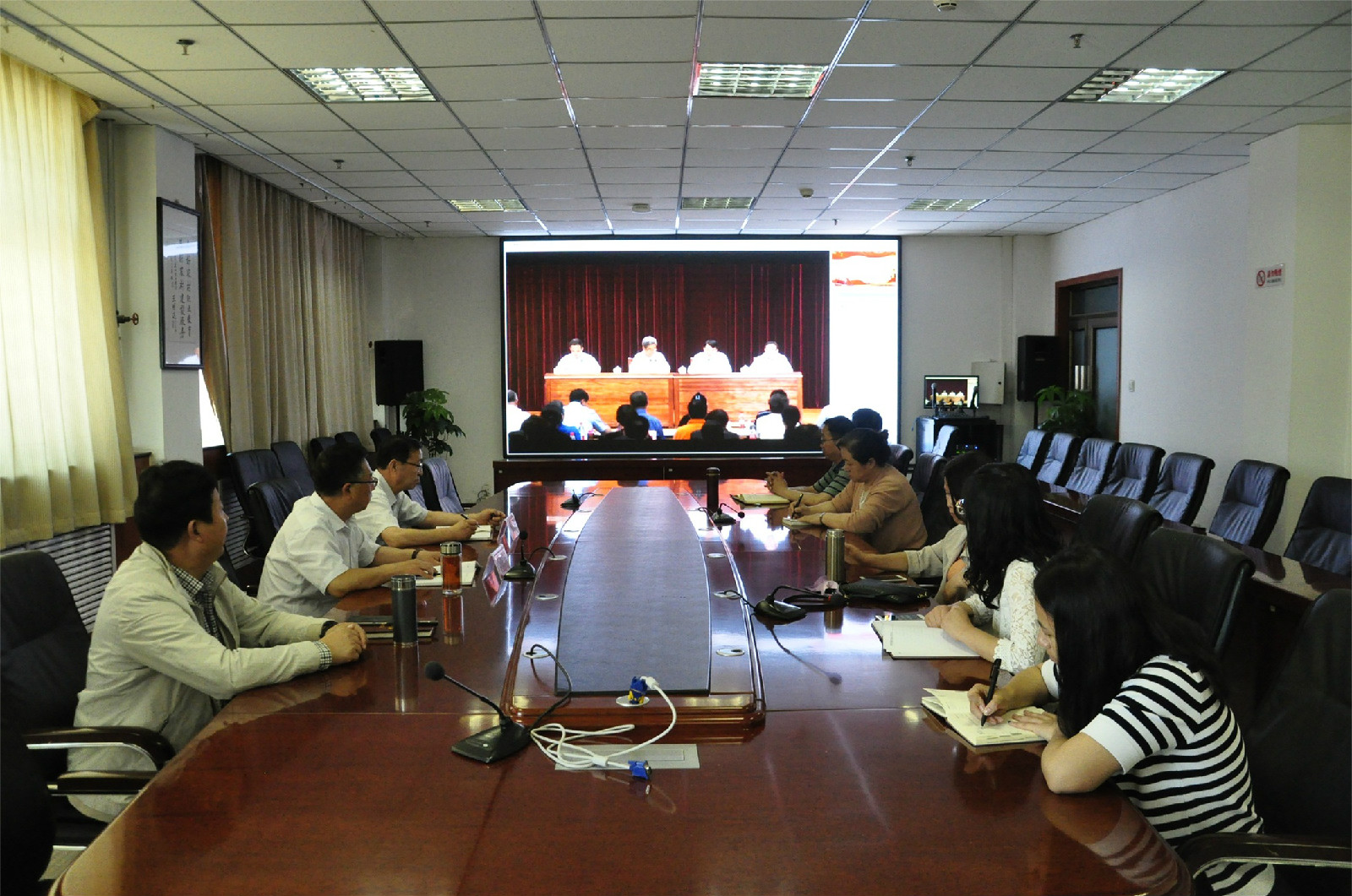 1526610332336021823.jpg 1526610332336021823.jpg