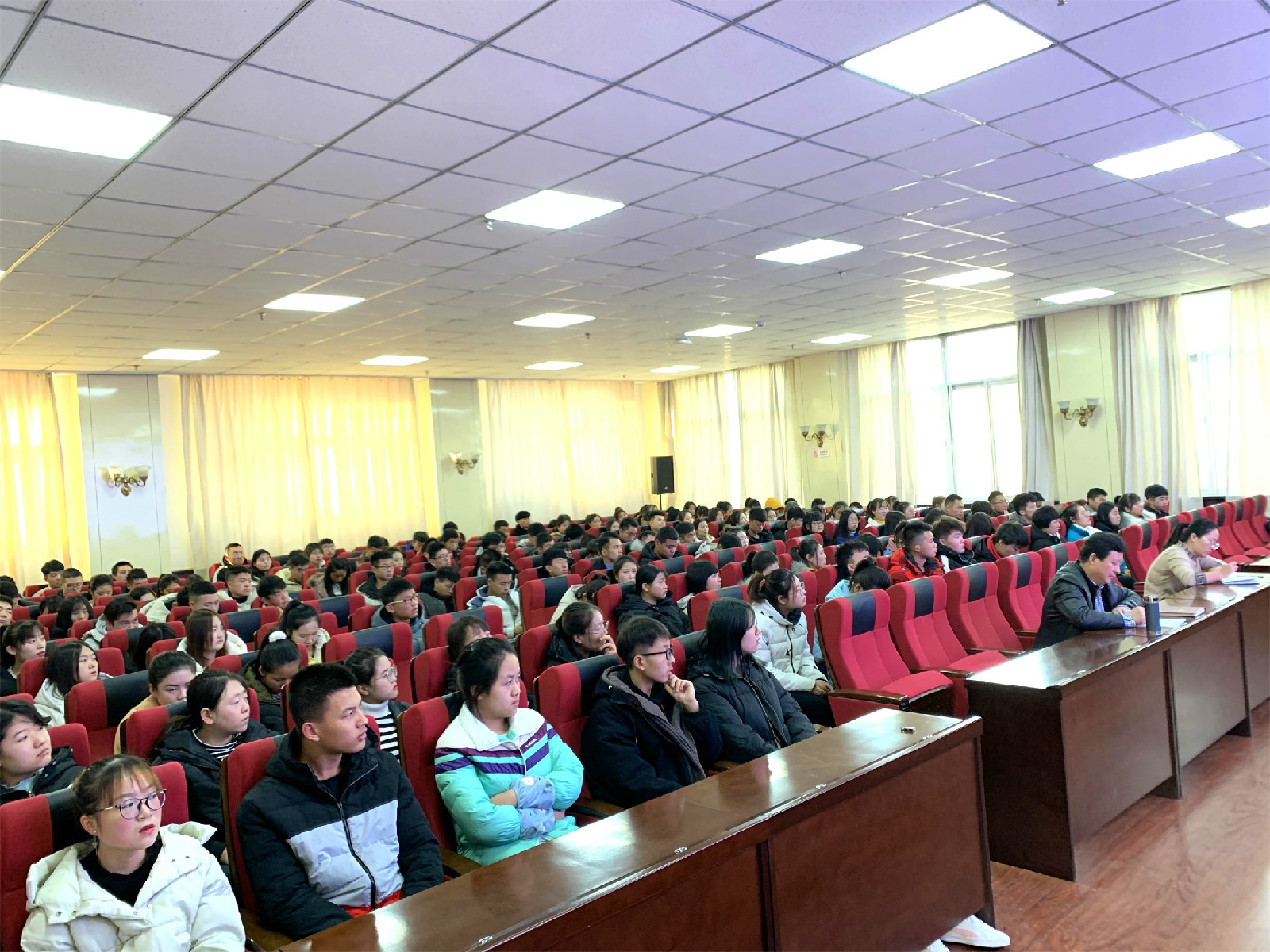 1578366304763099699.jpg 1578366304763099699.jpg