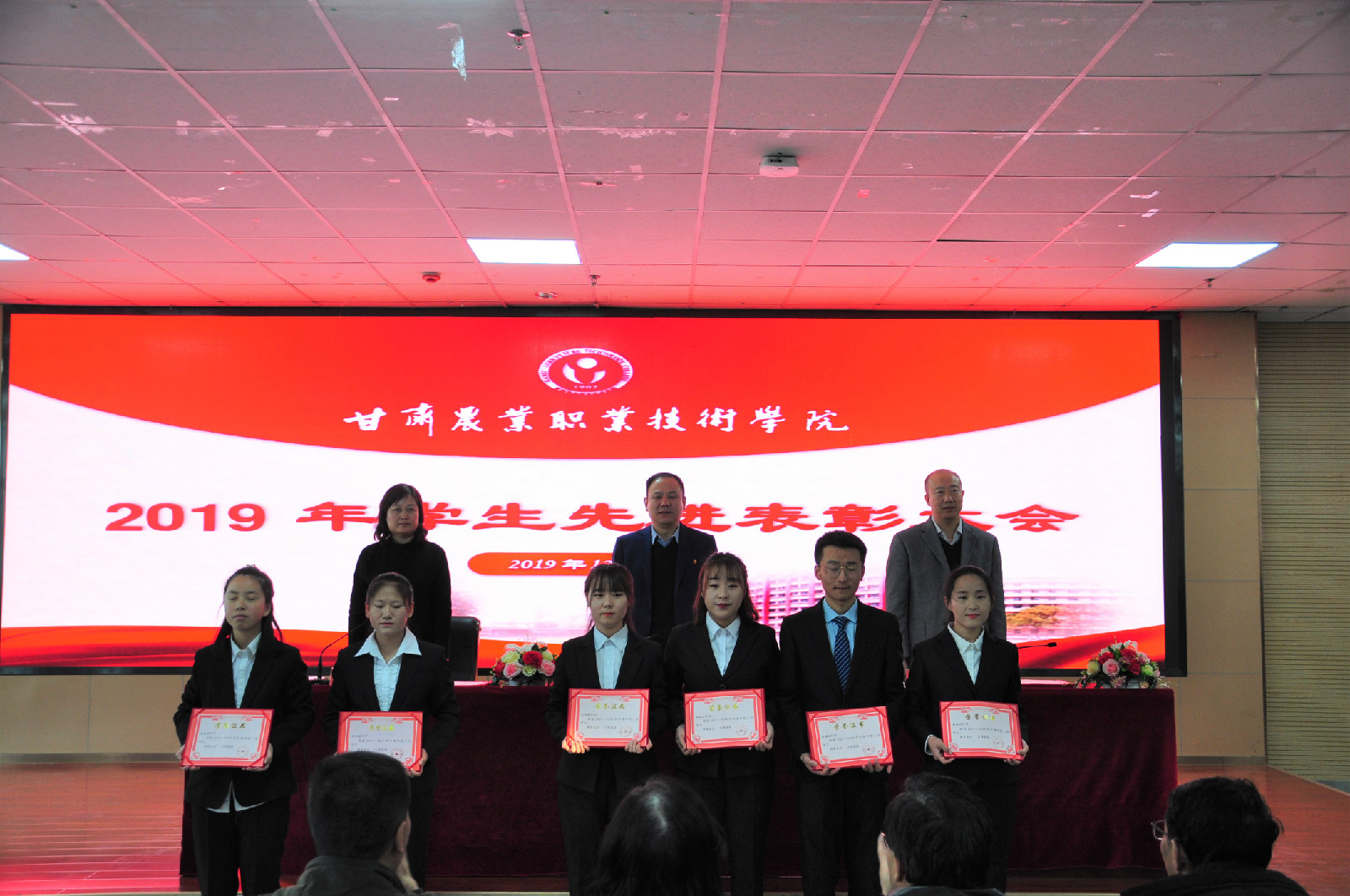 1576986629652067399.jpg 1576986629652067399.jpg