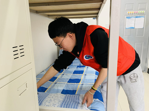 1614911654977038942.jpg 2.jpg