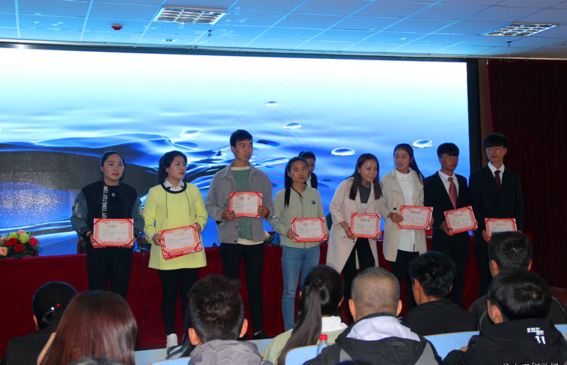 1523524690787088575.jpg 1523524690787088575.jpg