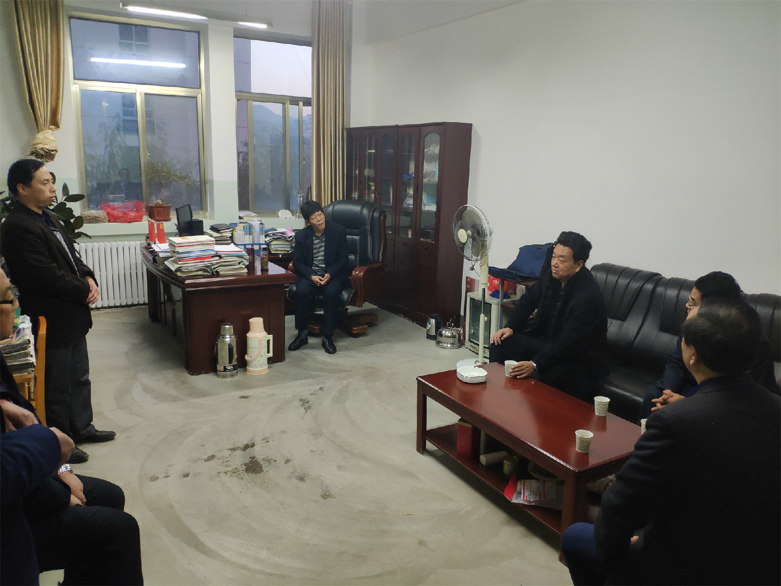 1540807962935090170.jpg 1540807962935090170.jpg