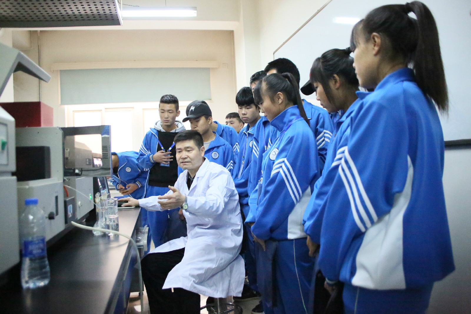 1540955748269019559.jpg 1540955748269019559.jpg