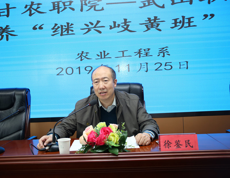 1575014744750033719.jpg 1575014744750033719.jpg