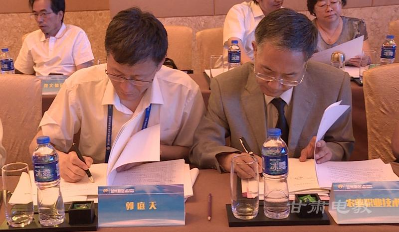 1572506221279095784.jpg CrTnEFxGc4aAbOC4AADxQun5vvo801.jpg