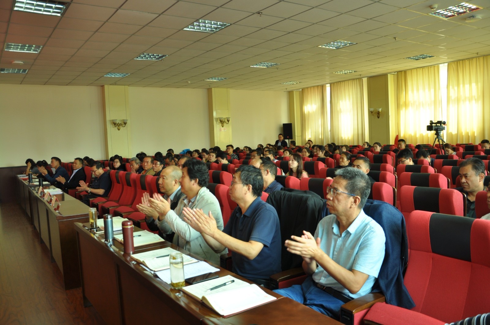 1568944668954054315.jpg 1568944668954054315.jpg