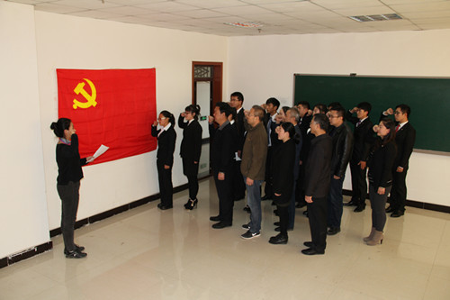 1524125860949078434.jpg 149249999900854751.jpg