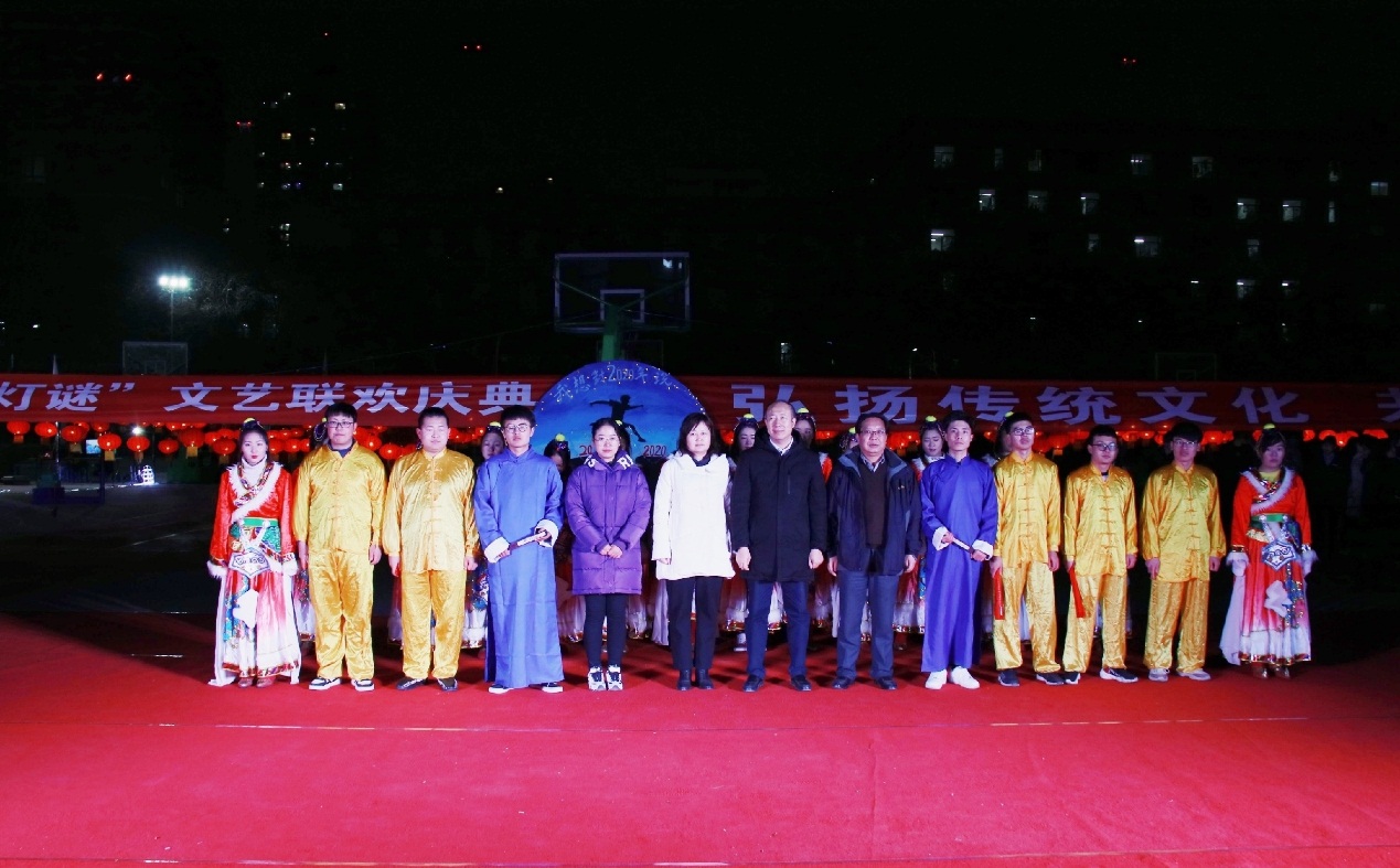 1578047103292062850.jpg 1578047103292062850.jpg