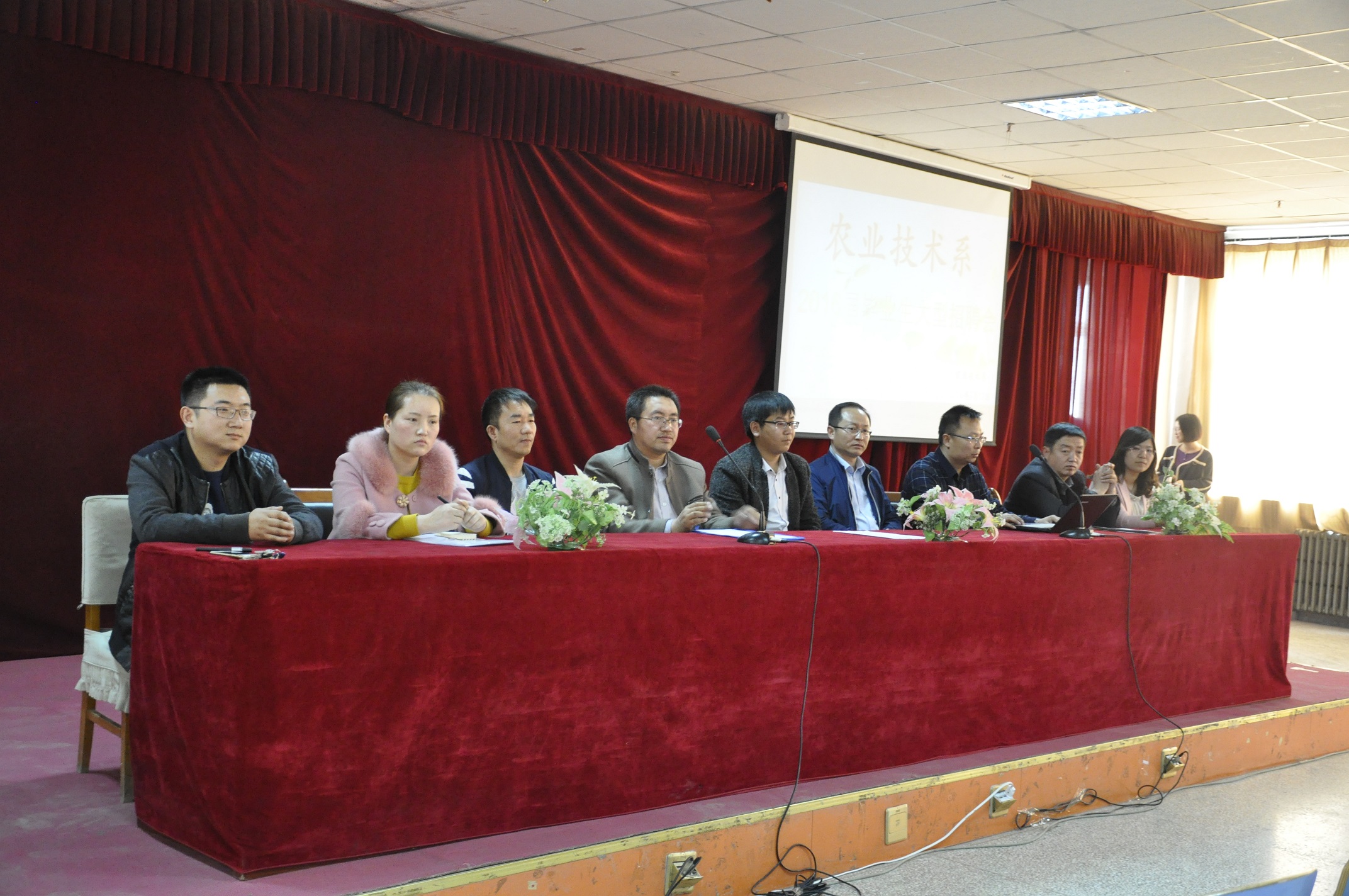 1523497590432047378.jpg 1523497590432047378.jpg