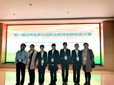 1573636018452004587.jpg 333333_爱奇艺.jpg