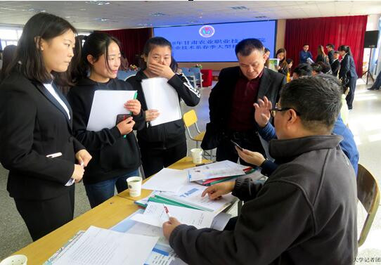 1523608110506011924.jpg 1521765462344069677.jpg