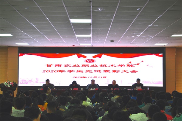 1609118450764041393.jpg DSC_0178.jpg